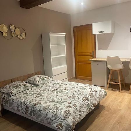 Apartamento La Nuit Etoilee Rocroi Exterior foto
