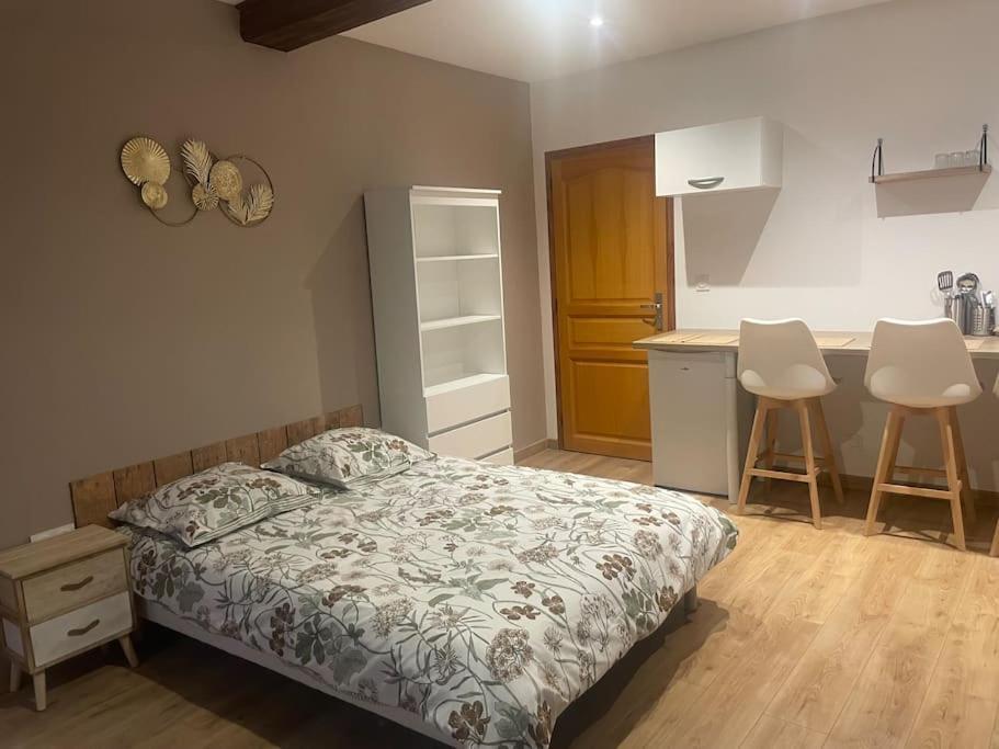 Apartamento La Nuit Etoilee Rocroi Exterior foto